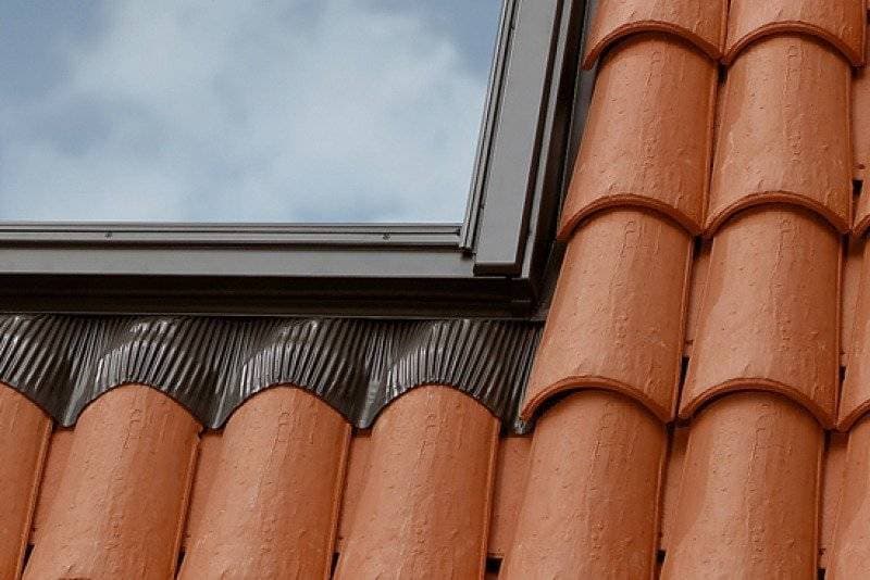 VELUX Kołnierz do okna dachowego kombi EKZ 0021E (MK06 78x118), miniatura 3