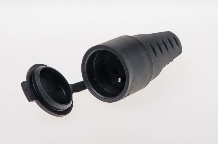 POLMARK Gniazdo gumowe IP44 z klapką z uziemieniem 16A, Czarny