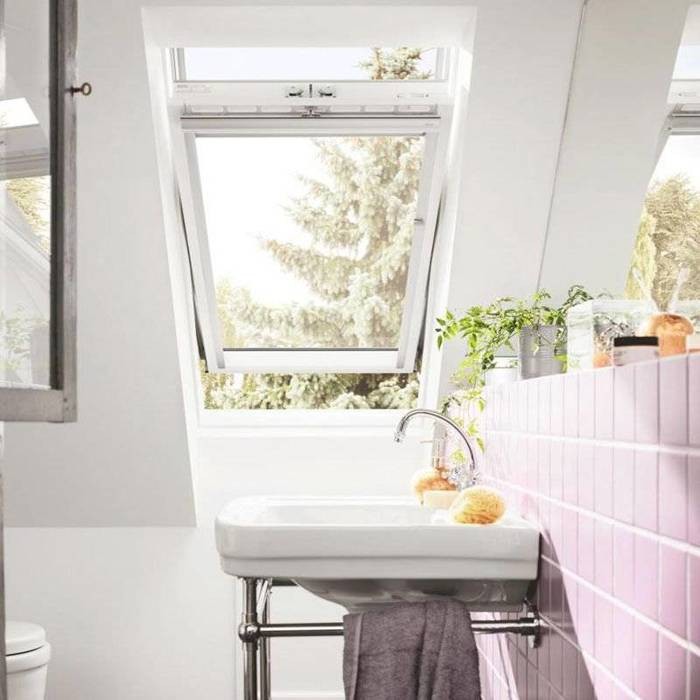 VELUX Okno drewniano-poliuretanowe 3-szybowe GLU 0061 (MK08 78x140), Biały