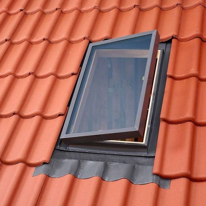 VELUX Wyłaz dachowy VLT 1000 (029 45x73)